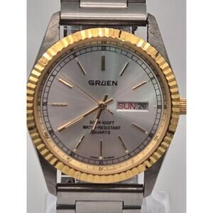 Gruen Presidential Watch Fluted Bezel Day Date Two Tone Quartz Vintage Dress